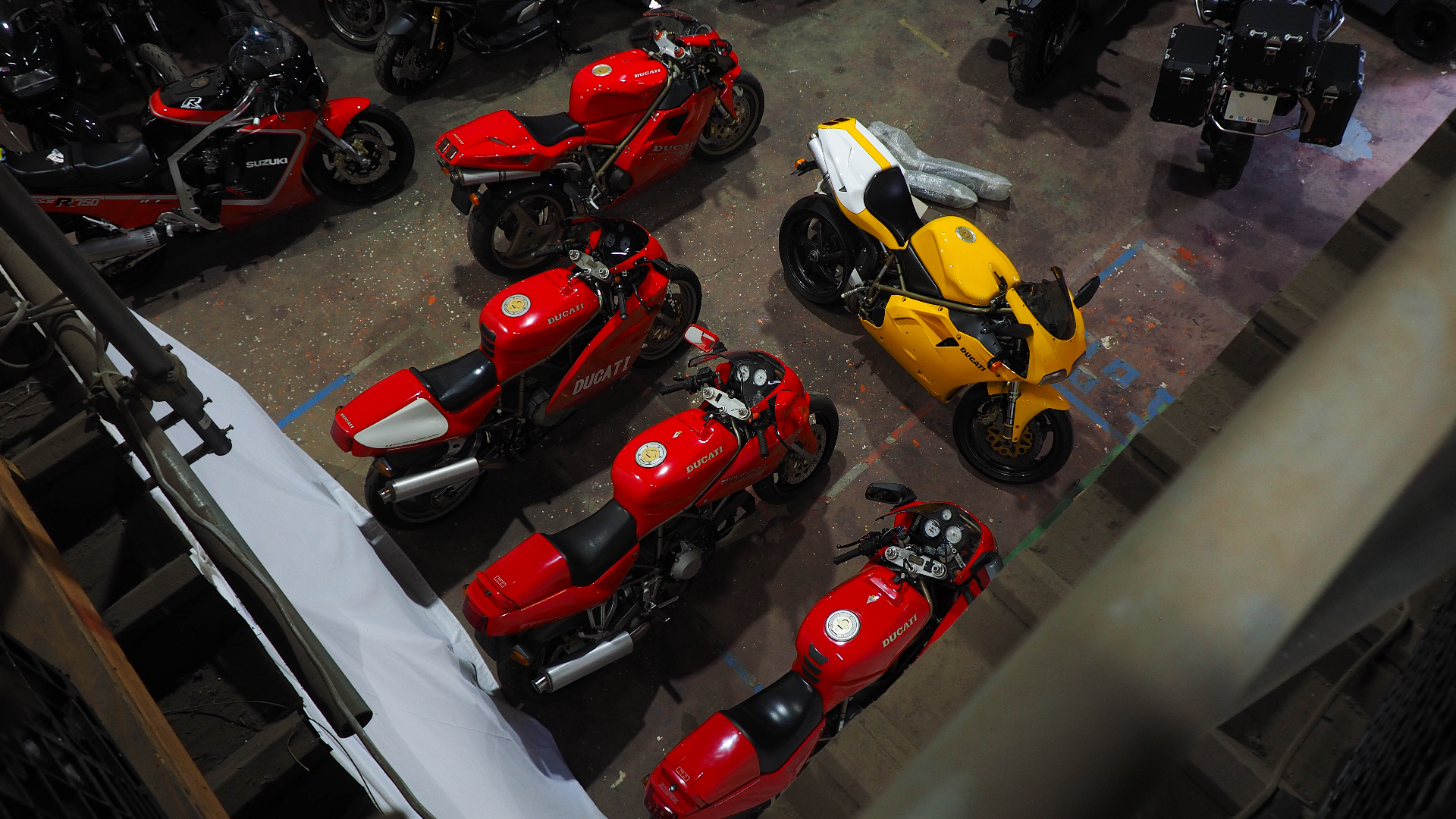 MOTOSENTRIK — Premium Cars, Motorcycles & Accessories